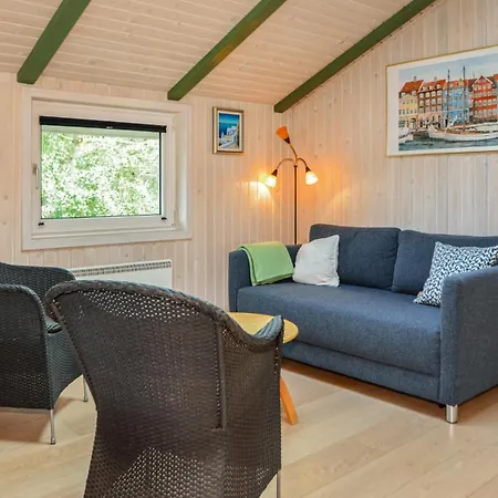 Lovely Home In Blavand With Sauna בית נופש בלבאנד