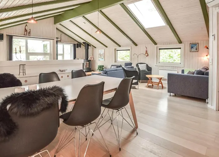 Lille Strandvej Xii *